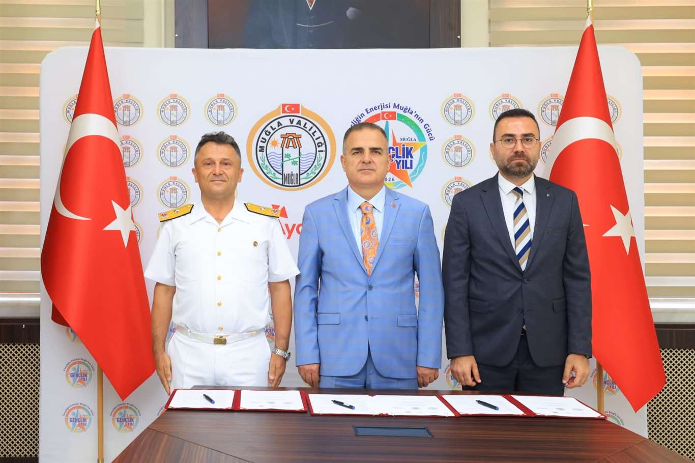 Gençlere iş makinesi operatörlüğü eğitimi için iş birliği protokolü imzalandı haberi
